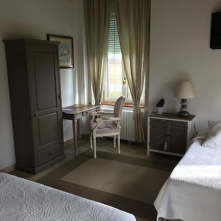 Bed and Breakfast Domaine Du Manoir Les Avenières Zewnętrze zdjęcie
